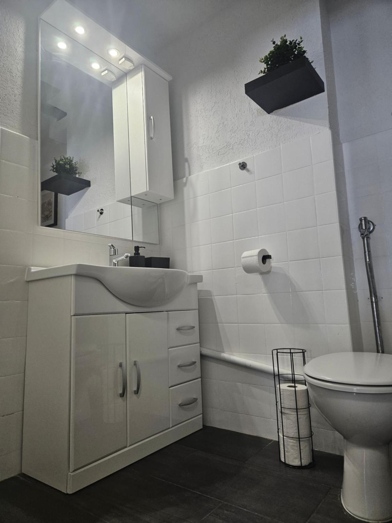 Feelhome City Apartment BRE 外观 照片